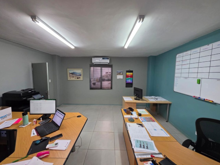 To Let commercial Property for Rent in Onverwacht Western Cape